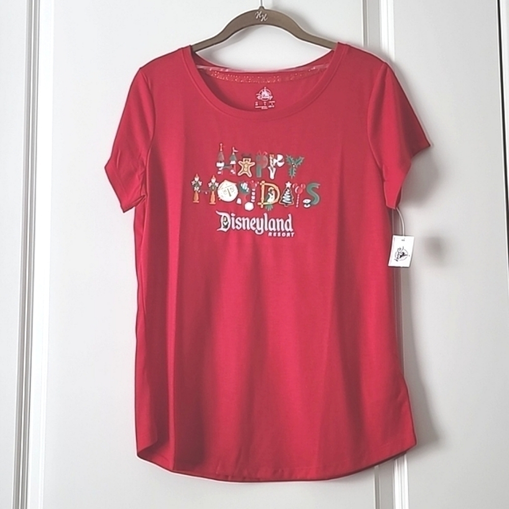 NWT Disneyland Park Icons Happy Holidays Top Red Medium